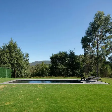 Vila Casa Moderna Con Piscina Y Vistas Al Bosque. Mungia